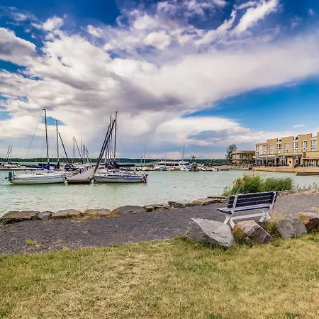 Lagovida Seglerhuette B Am Stoermthaler *