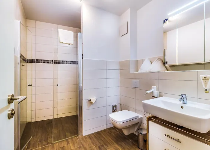 Lagovida Seglerhuette B Am Stoermthaler * غروسبونسنا